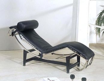 China Modern Leisure  Black Premium Leather Chaise Lounge Chairs supplier